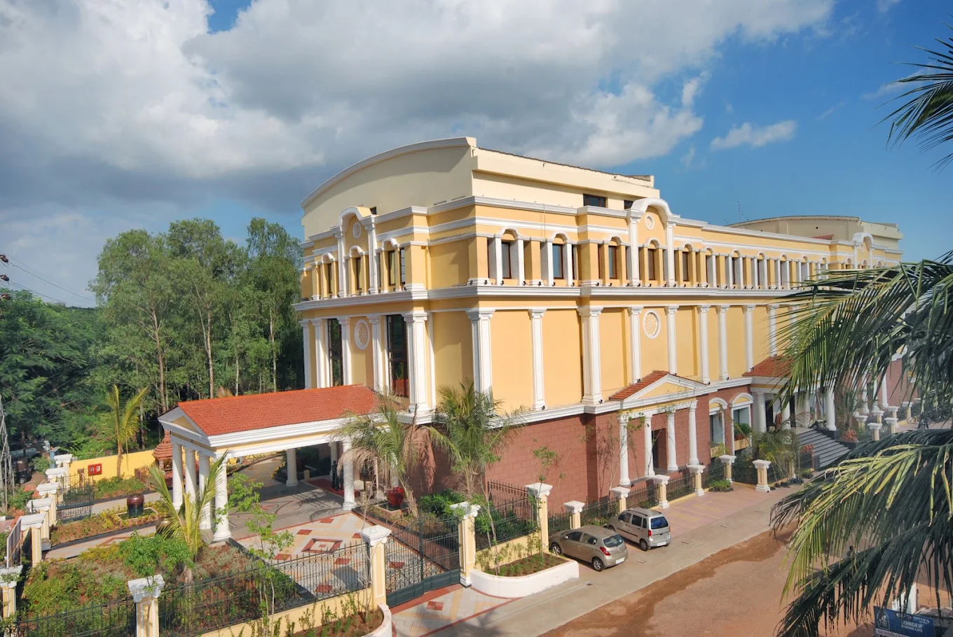 Mayfair Convention, Bhubaneswar